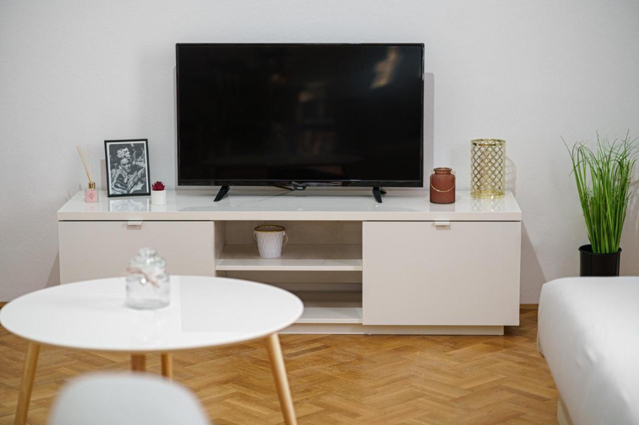 Apartman Rusula Vodice Bagian luar foto