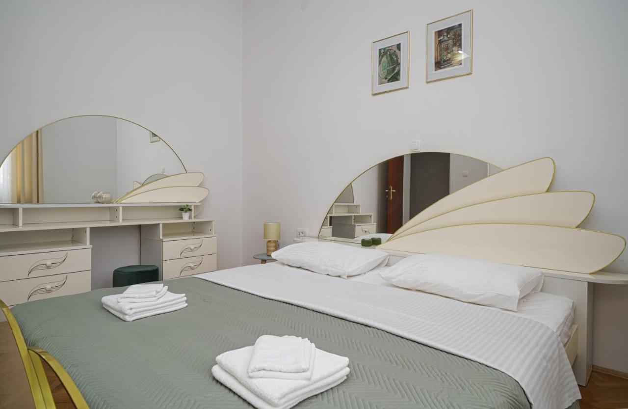 Apartman Rusula Vodice Bagian luar foto